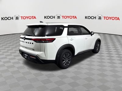 2024 Nissan Pathfinder S