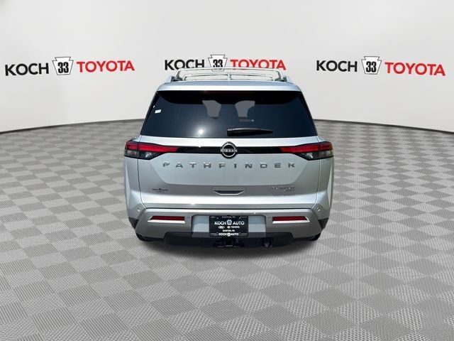 2022 Nissan Pathfinder Platinum