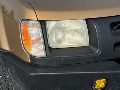 2000 Nissan Xterra XE