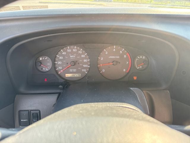 2000 Nissan Xterra XE