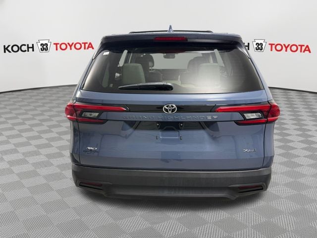 2024 Toyota Grand Highlander XLE