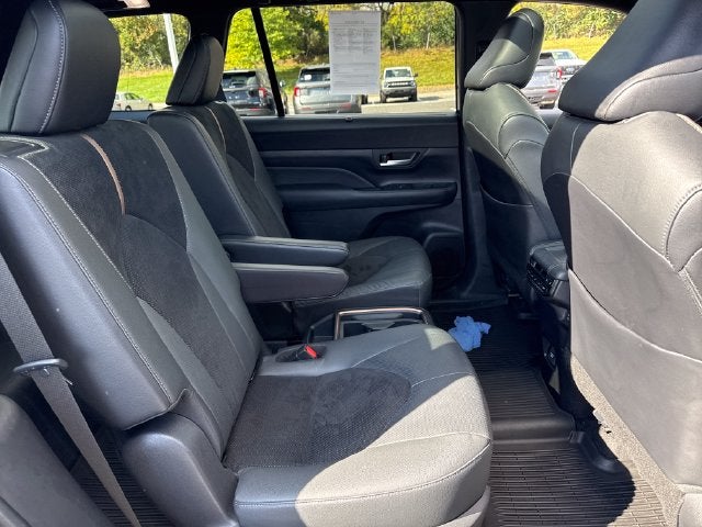 2024 Toyota Grand Highlander Hybrid MAX Platinum