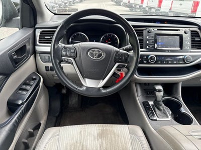 2015 Toyota Highlander LE Plus V6
