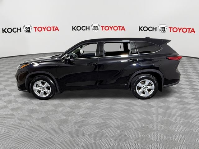 2021 Toyota Highlander LE