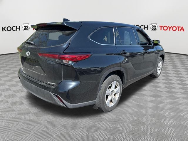 2021 Toyota Highlander LE