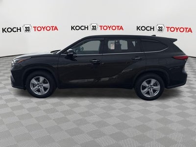 2022 Toyota Highlander LE