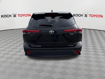 2022 Toyota Highlander LE