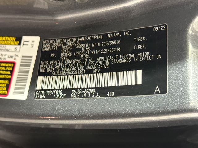 2022 Toyota Highlander LE