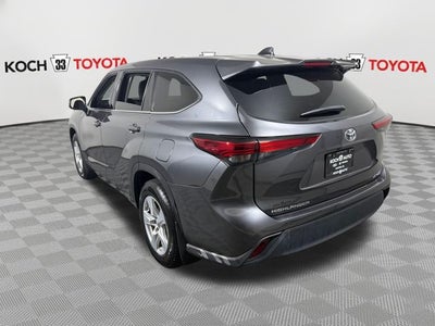 2022 Toyota Highlander LE