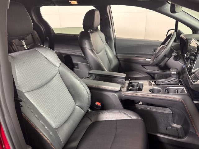 2024 Toyota Sienna XSE 7 Passenger