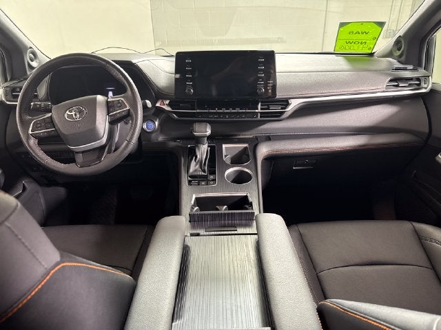 2024 Toyota Sienna XSE 7 Passenger