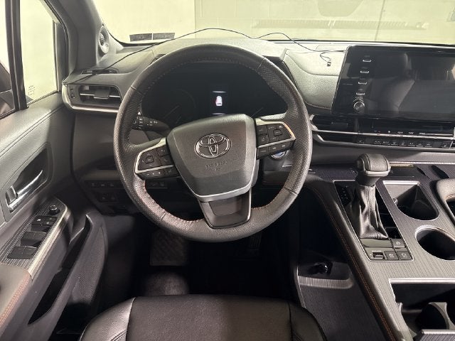2024 Toyota Sienna XSE 7 Passenger
