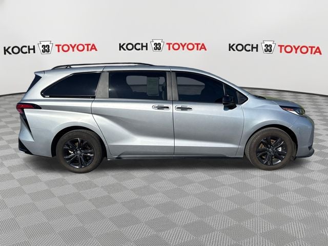 2025 Toyota Sienna XSE 7 Passenger