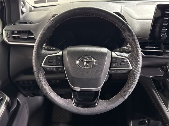 2023 Toyota Sienna XSE 7 Passenger