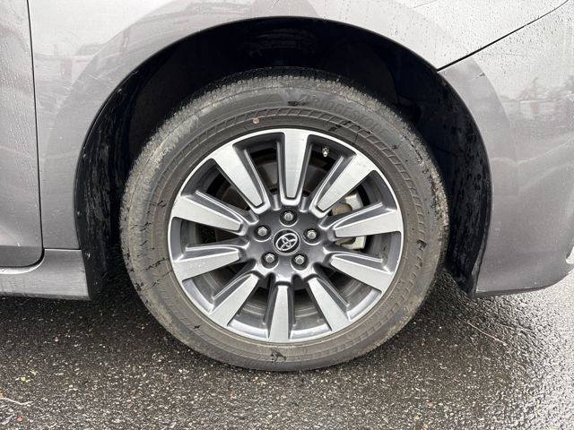 2019 Toyota Sienna Limited Premium 7 Passenger
