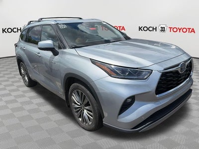 2021 Toyota Highlander Hybrid Platinum