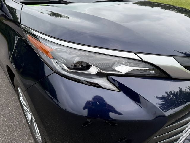 2024 Toyota Sienna Platinum 7 Passenger