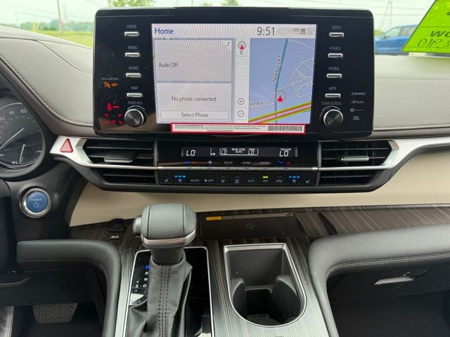2024 Toyota Sienna Platinum 7 Passenger