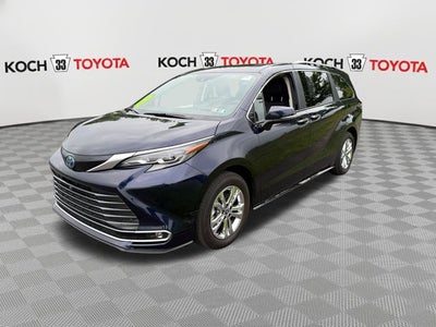 2024 Toyota Sienna Platinum 7 Passenger