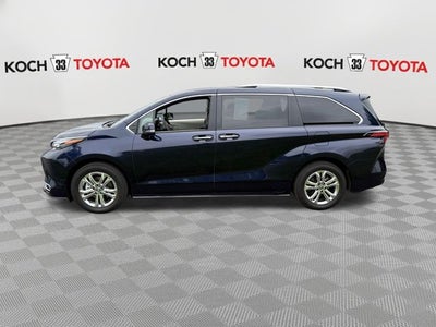 2024 Toyota Sienna Platinum 7 Passenger
