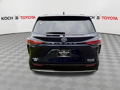 2024 Toyota Sienna Platinum 7 Passenger