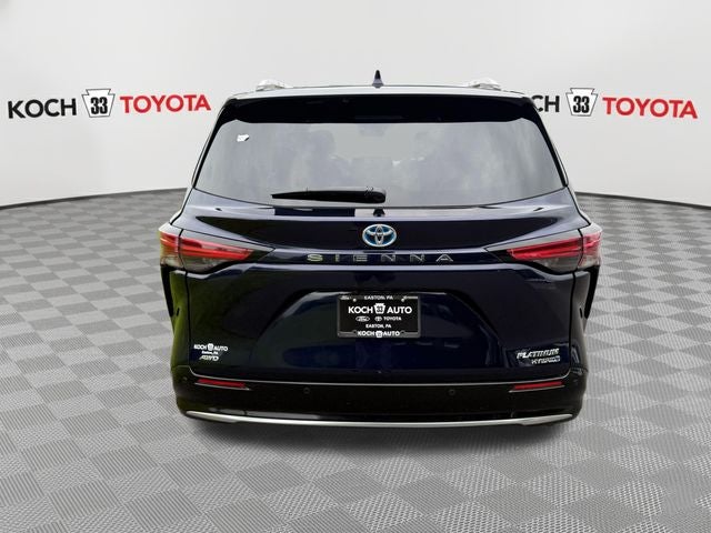 2024 Toyota Sienna Platinum 7 Passenger
