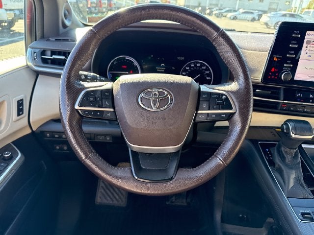 2021 Toyota Sienna Platinum 7 Passenger
