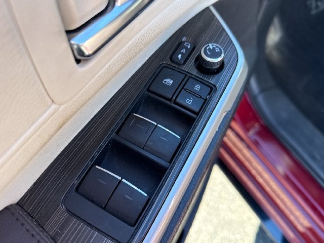 2021 Toyota Sienna Platinum 7 Passenger