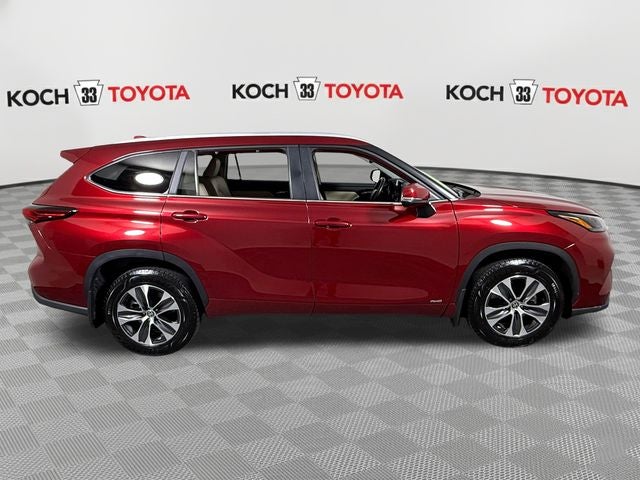 2023 Toyota Highlander Hybrid XLE