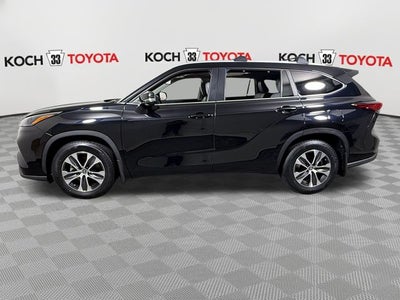 2023 Toyota Highlander XLE