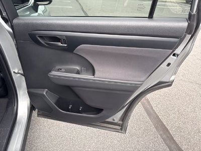 2025 Toyota Highlander LE