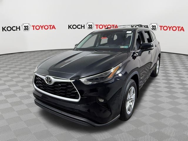 2023 Toyota Highlander LE