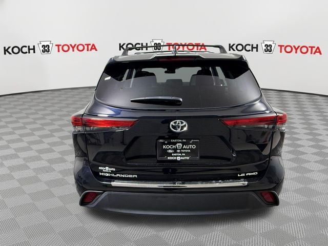 2023 Toyota Highlander LE