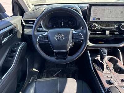 2023 Toyota Highlander Limited
