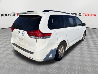 2011 Toyota Sienna LE