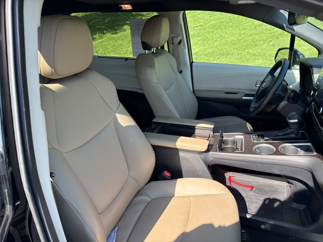 2023 Toyota Sienna XLE 7 Passenger