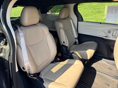 2023 Toyota Sienna XLE 7 Passenger