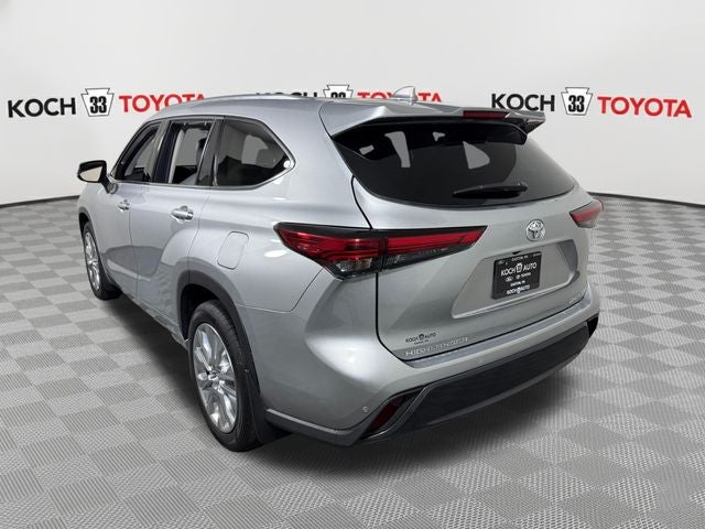 2022 Toyota Highlander Limited