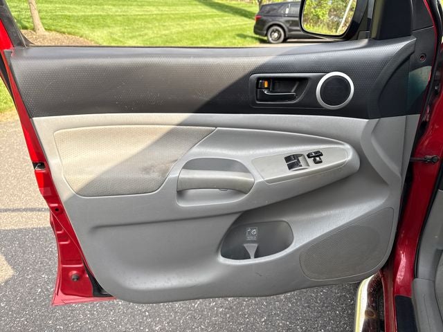 2011 Toyota Tacoma Base V6