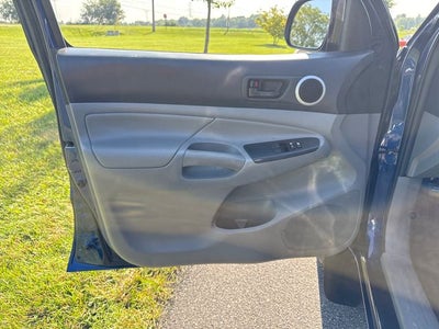 2015 Toyota Tacoma Base V6