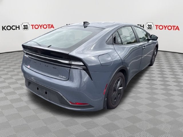 2026 Toyota Prius Plug-In Hybrid SE