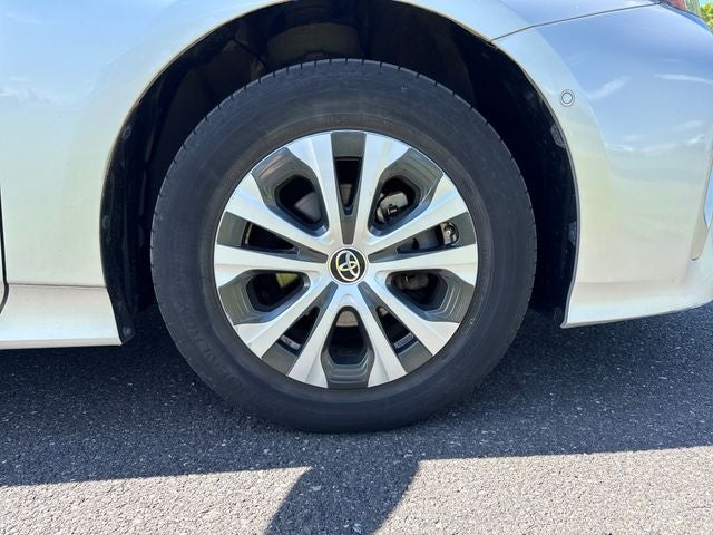 2019 Toyota Prius LE AWD-e