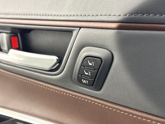 2023 Toyota Venza XLE
