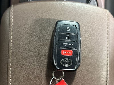 2023 Toyota Venza XLE