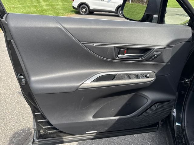 2023 Toyota Venza Nightshade