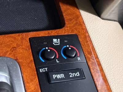 2013 Toyota Land Cruiser Base