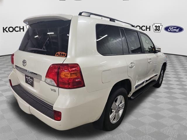 2013 Toyota Land Cruiser Base