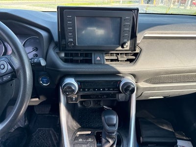 2019 Toyota RAV4 Hybrid XLE