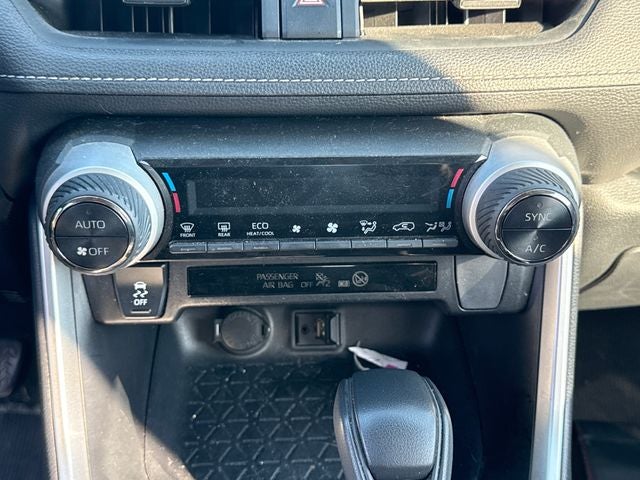 2019 Toyota RAV4 Hybrid XLE