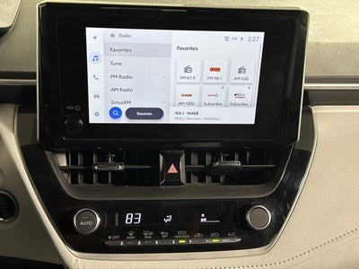 2025 Toyota Corolla Hatchback SE